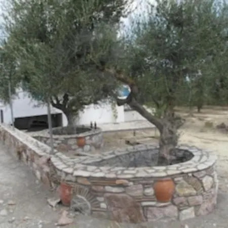 Βίλα με πισίνα στην φαλάνθη Falanthi