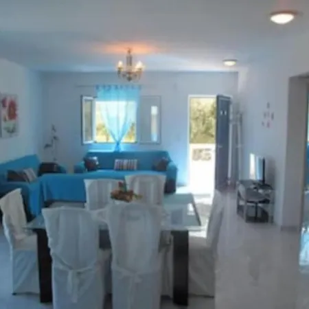 Villa Βίλα με Πισίνα στην Φαλάνθη *