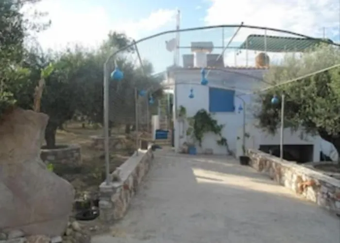 Βίλα Με Πισίνα Στην Φαλάνθη *