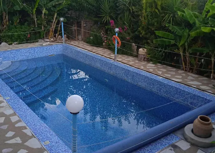 Βίλα Με Πισίνα Στην Φαλάνθη Villa *