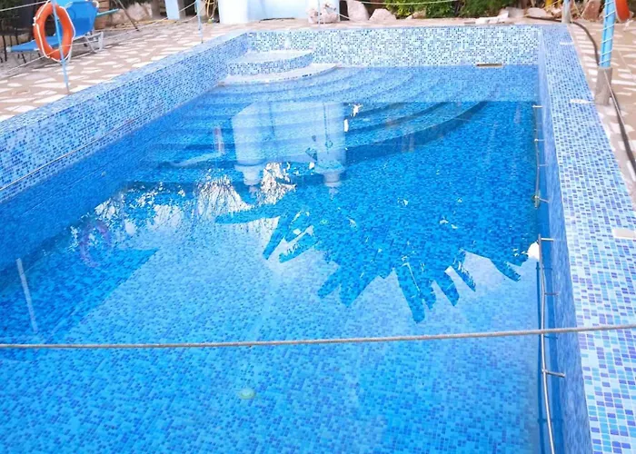 Βίλα Με Πισίνα Στην Φαλάνθη