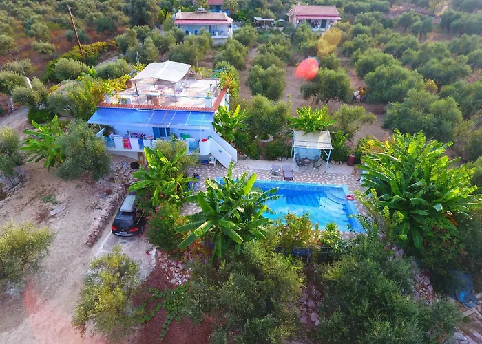 Βίλα Με Πισίνα Στην Φαλάνθη Villa *